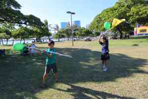 F83A2152副本-family